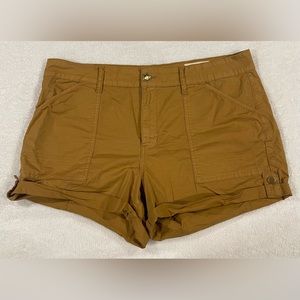 Cosmic Blue Love - 32 - Mustard Shorts